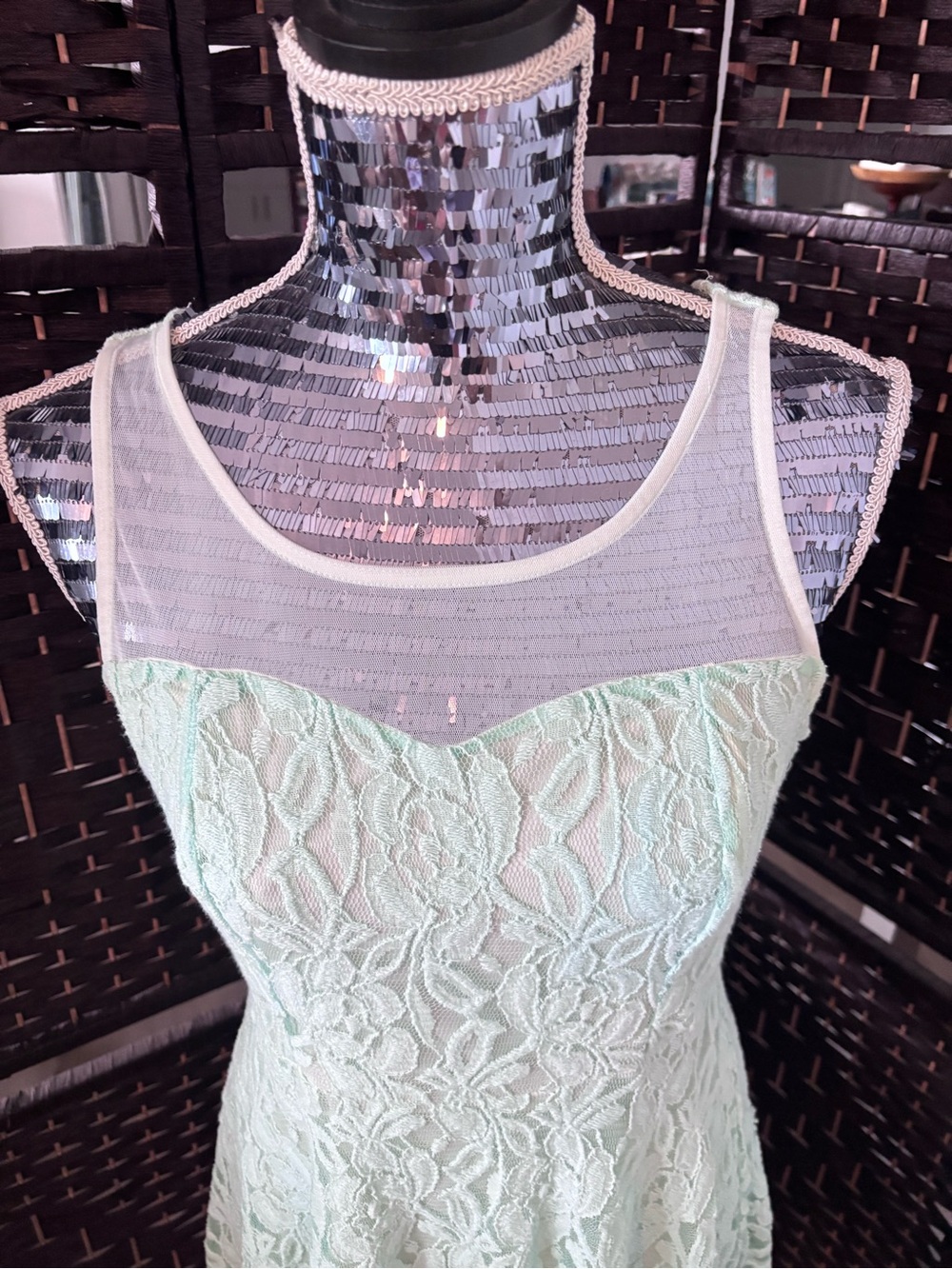 Seafoam Green Sweetheart Skater Dress - Size Medium - Exhilaration - Picture 4 of 11